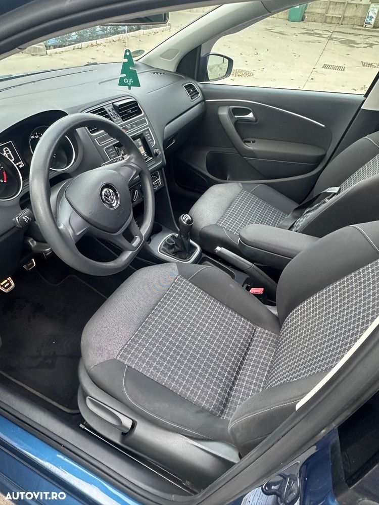 Volkswagen Polo 1.4 TDI (Blue Motion Technology) Comfortline - 9