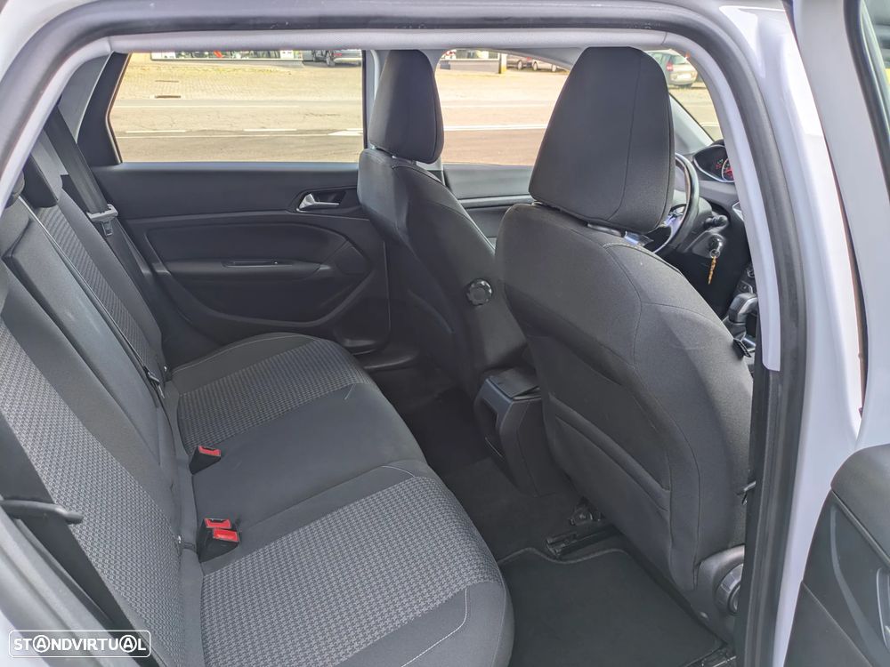 Peugeot 308 SW BlueHDi 120 EAT6 Stop & Start Allure - 7