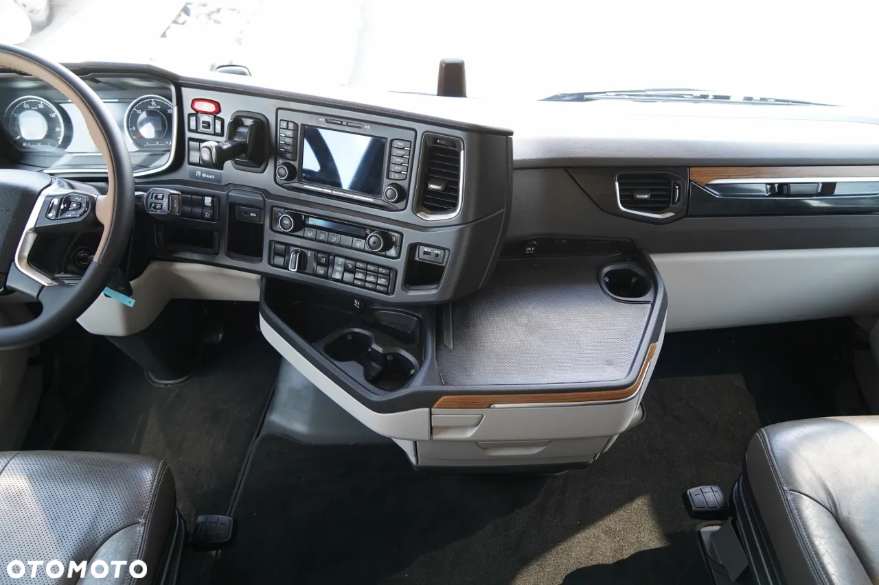 Scania S 500 / RETARDER / KLIMA POSTOJOWA / CAŁA NA PODUSZKACH  / OPONY 100% / ALUFELGI / BOGATE WYPOSAŻENIE / SPROWADZONA / PO KONTRAKCIE SERWISOWYM - 30