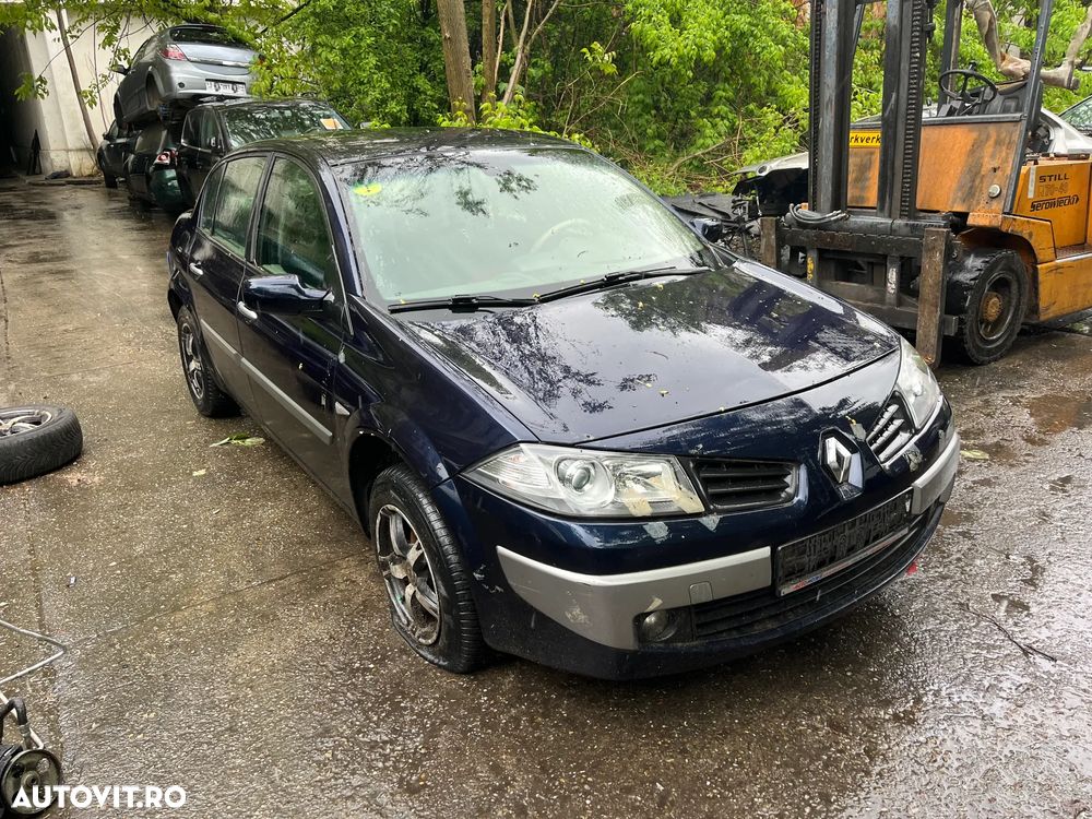 Dezmembrez Renault Megane 2 facelift 2008 albastru inchis 1,6 16V benzina NV472