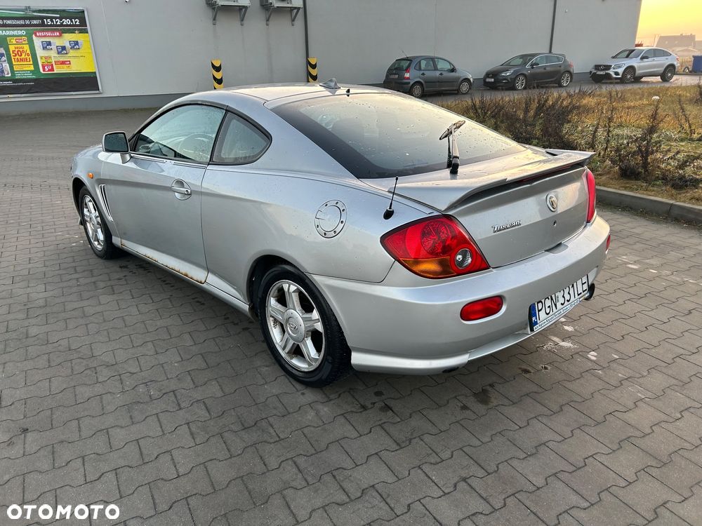 Hyundai Coupe - 4