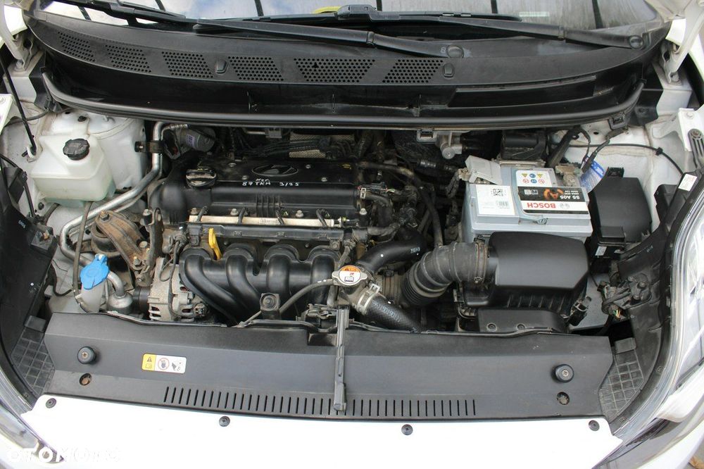 Hyundai ix20 1.6 blue YES Gold - 32