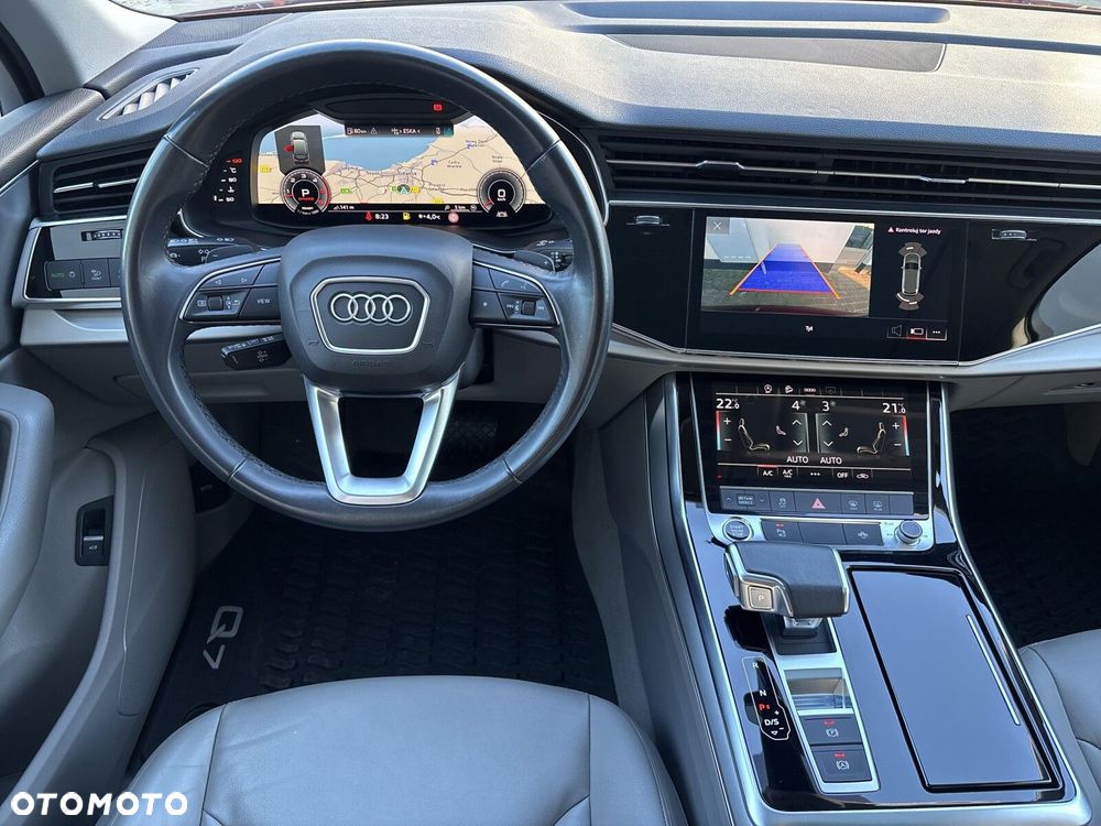 Audi Q7 - 10