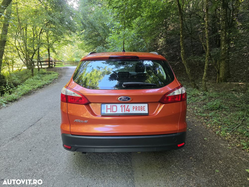 Ford Focus 1.6 TI-VCT Champions Edition - 13