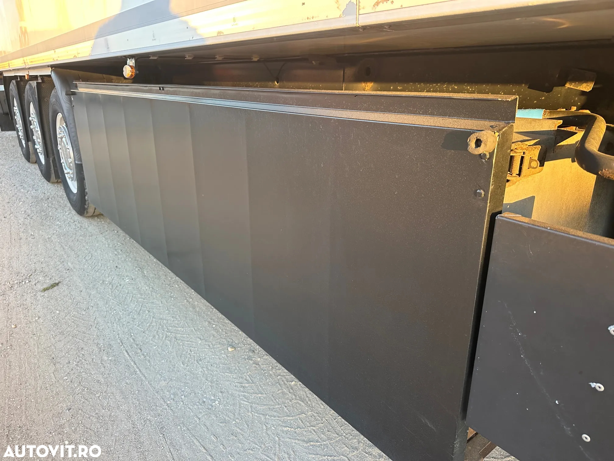 Kögel SN24 Frigo Thermo King SLX300-H 2.72 - 20