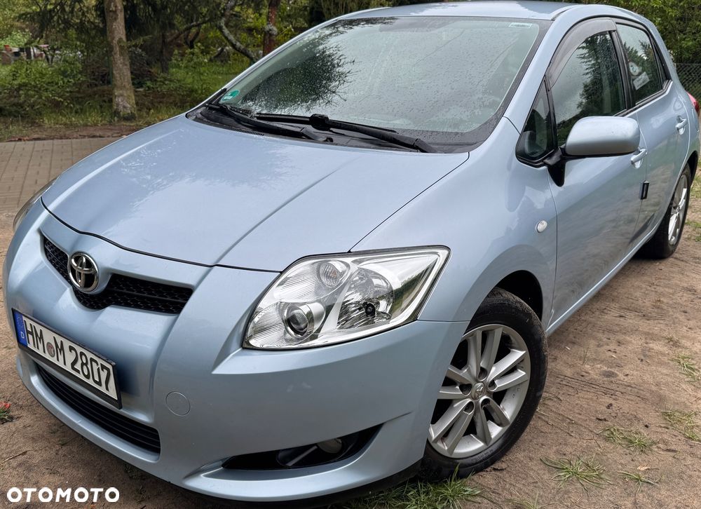 Toyota Auris 1.4 VVT-i - 1
