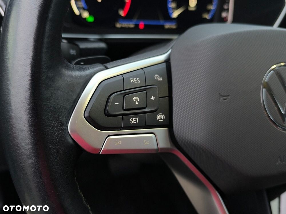 Volkswagen T-Cross - 14