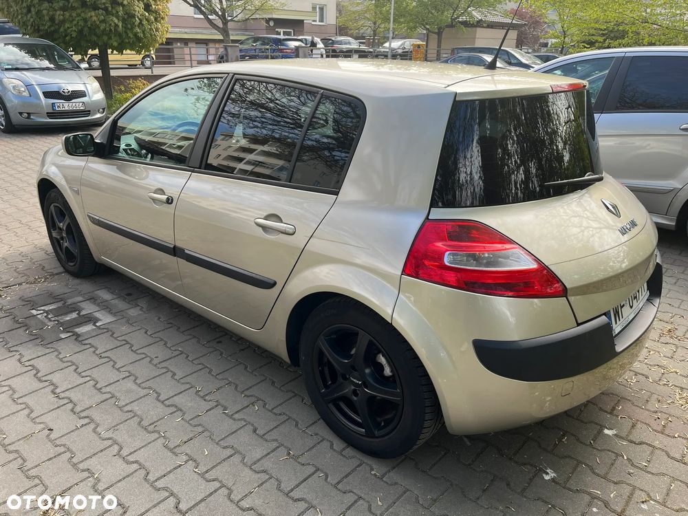 Renault Megane 1.4 16V Authentique - 3