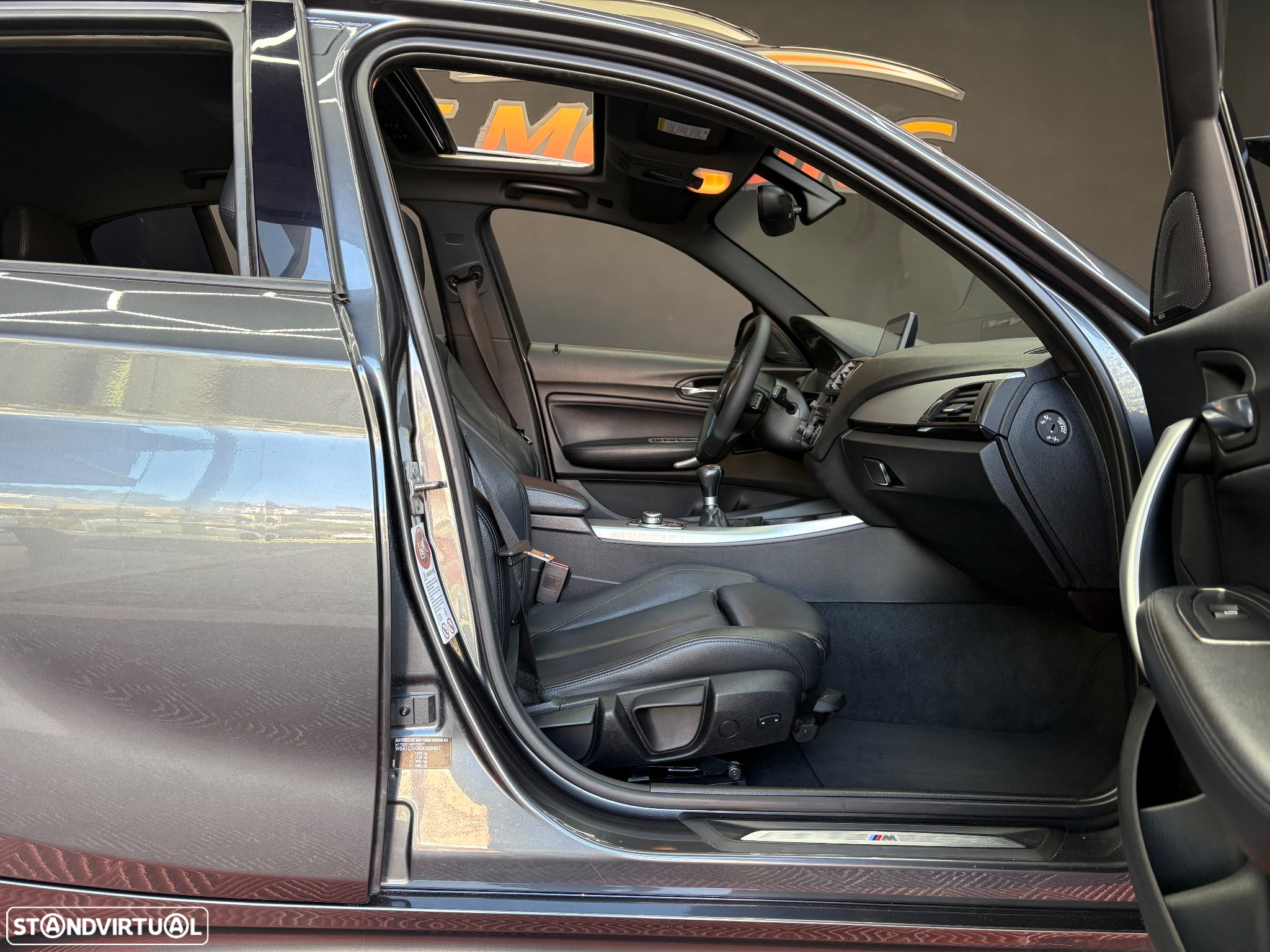 BMW 120 d Pack M - 43
