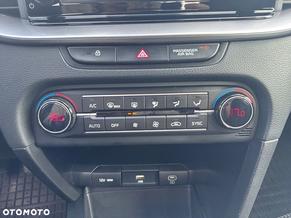 Kia Ceed 1.5 T-GDI M - 21