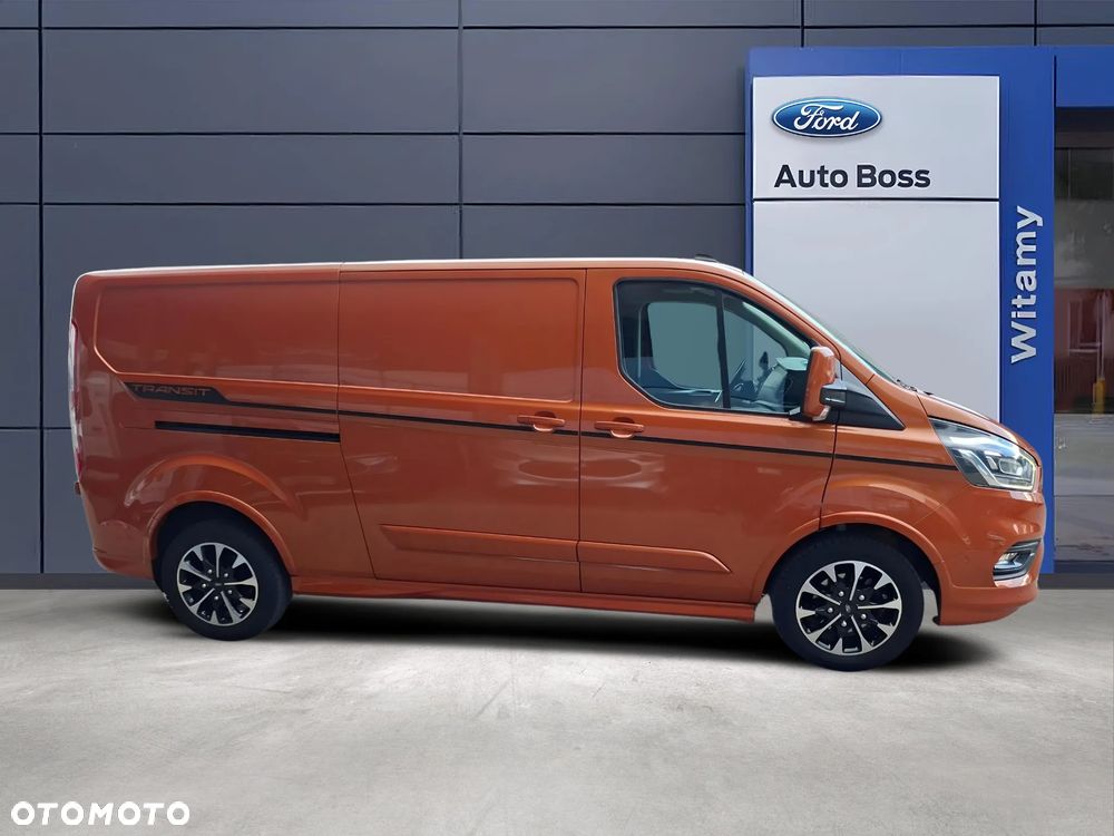 Ford Custom - 4