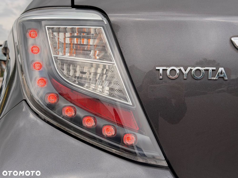 Toyota Yaris - 6