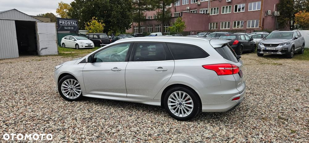 Ford Focus - 11