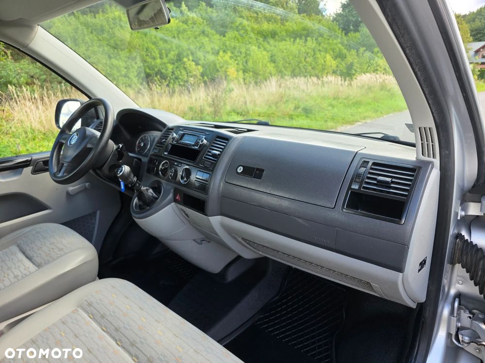 Volkswagen Transporter T5 2.0 MPI BENZYNA - 16
