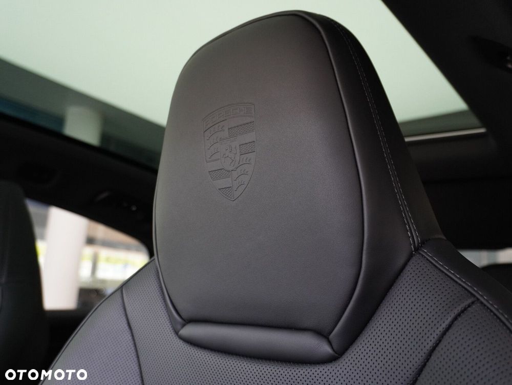 Porsche Cayenne E-Hybrid PHEV Black Edition - 25