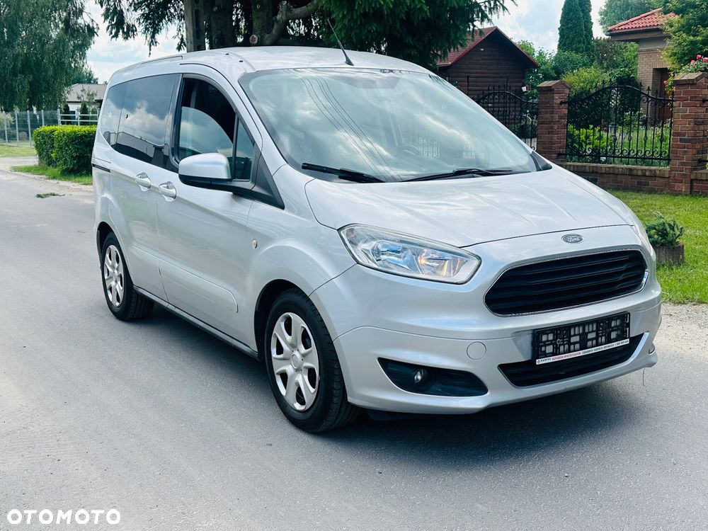 Ford Tourneo Courier - 2