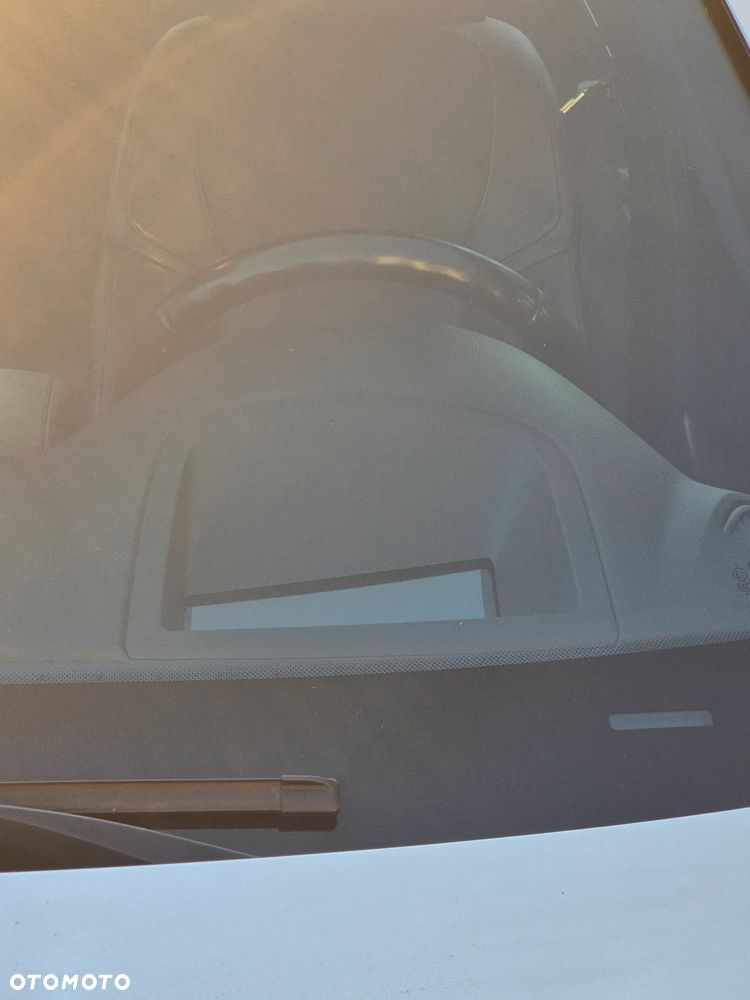 BMW Seria 5 528i xDrive - 6