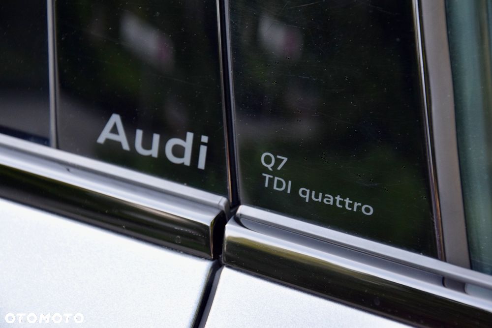 Audi Q7 50 TDI mHEV Quattro Black Edition Tiptr - 26