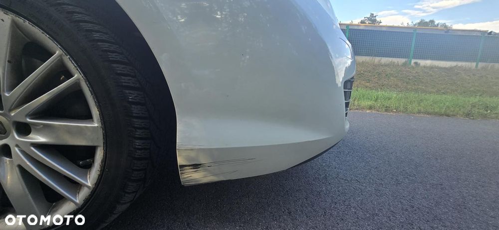 Renault Laguna 2.0 dCi GT - 11