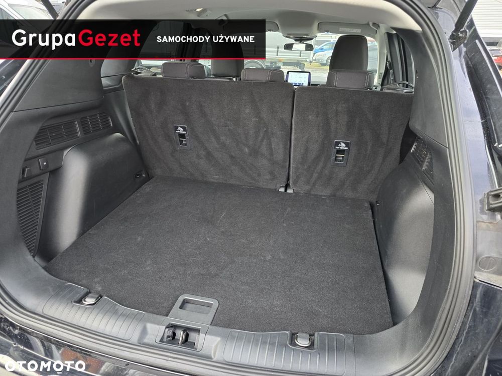 Ford Kuga - 32