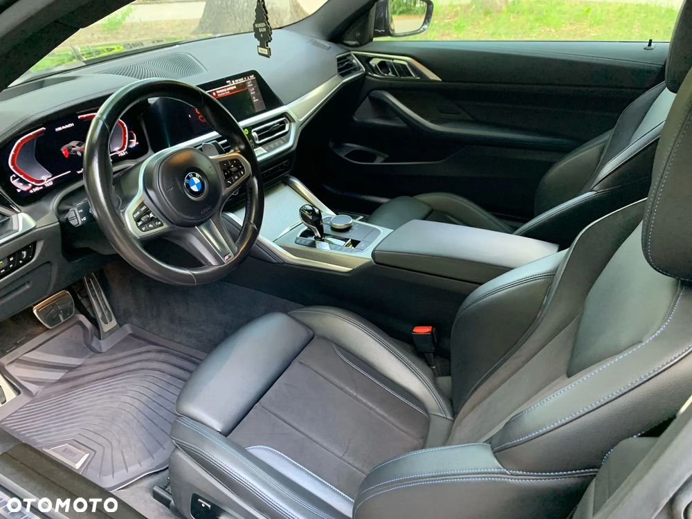 BMW Seria 4 M440i xDrive mHEV sport - 26