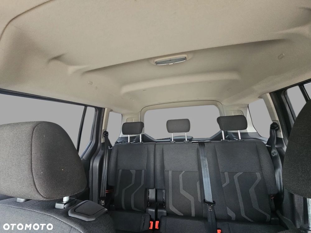 Ford Tourneo Connect 1.5 TDCi Trend - 23