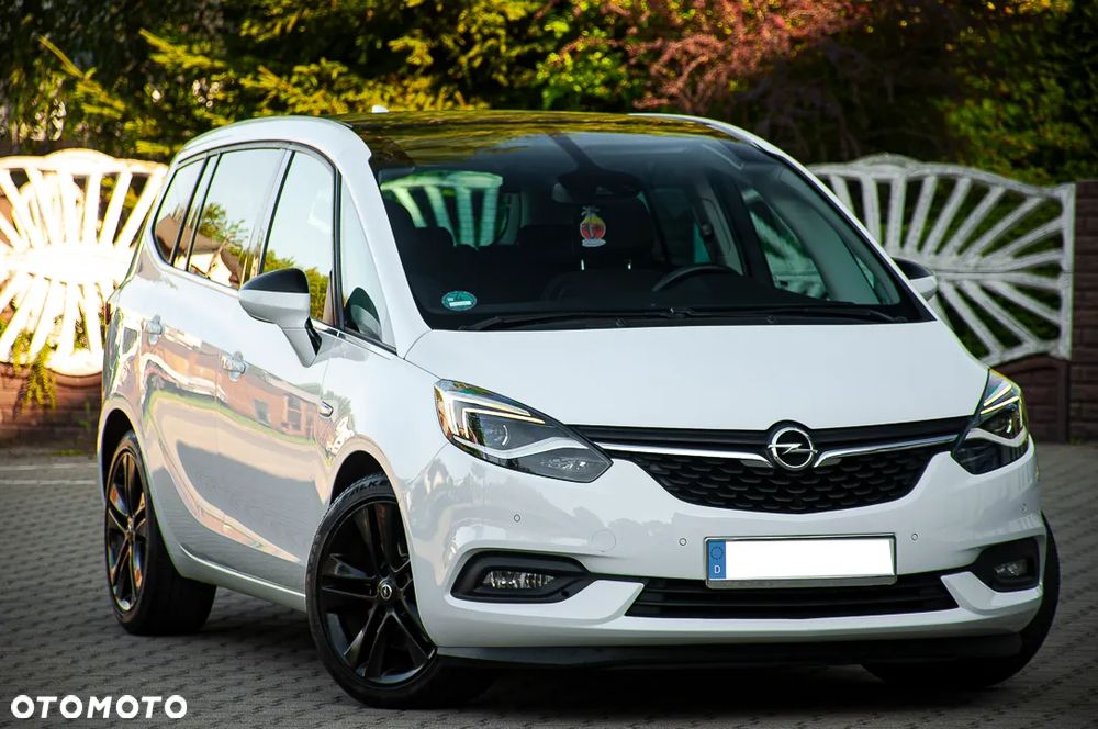 Opel Zafira Tourer 2.0 CDTI ecoFLEX Start/Stop Style - 1