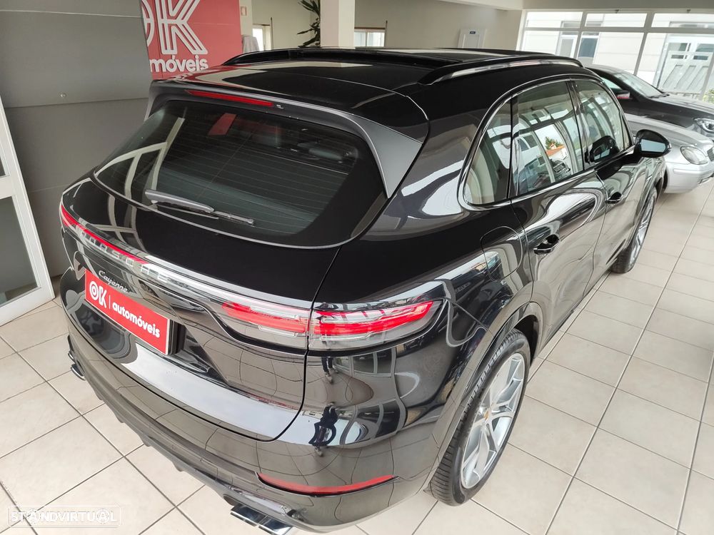 Porsche Cayenne - 12