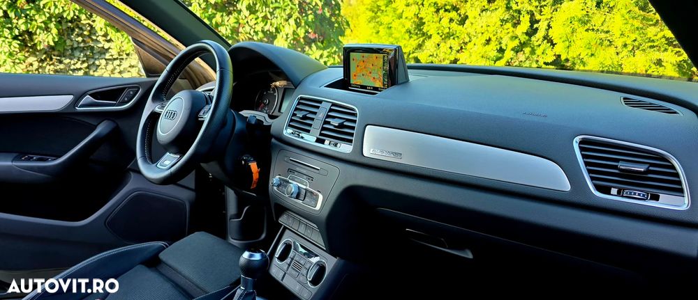 Audi Q3 2.0 TDI Quattro S tronic sport - 23