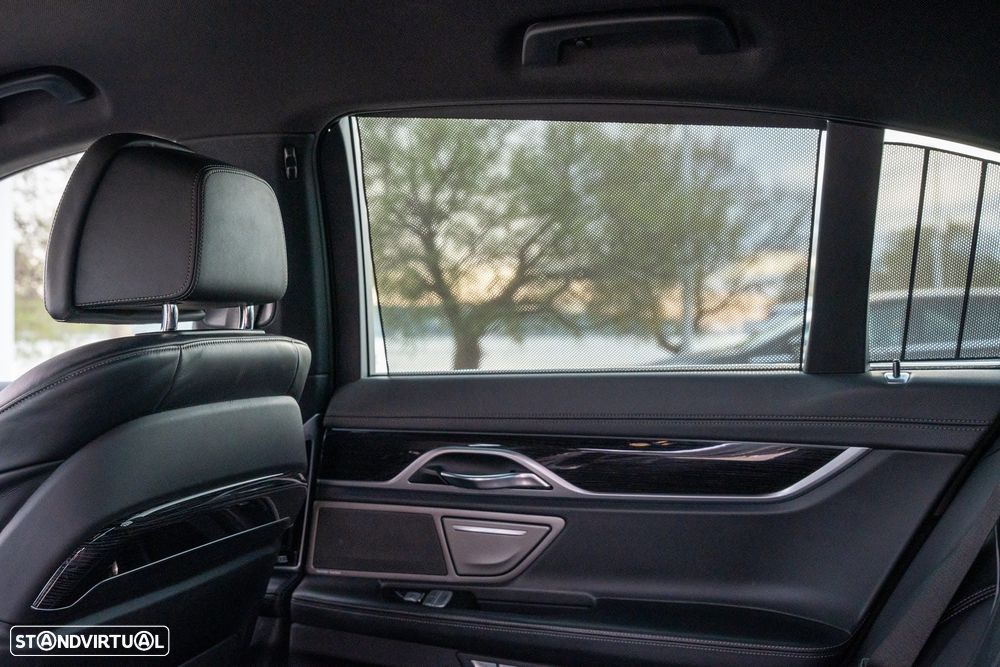 BMW 730 d Pack M - 9