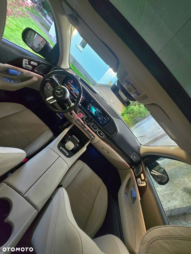 Mercedes-Benz GLS - 20