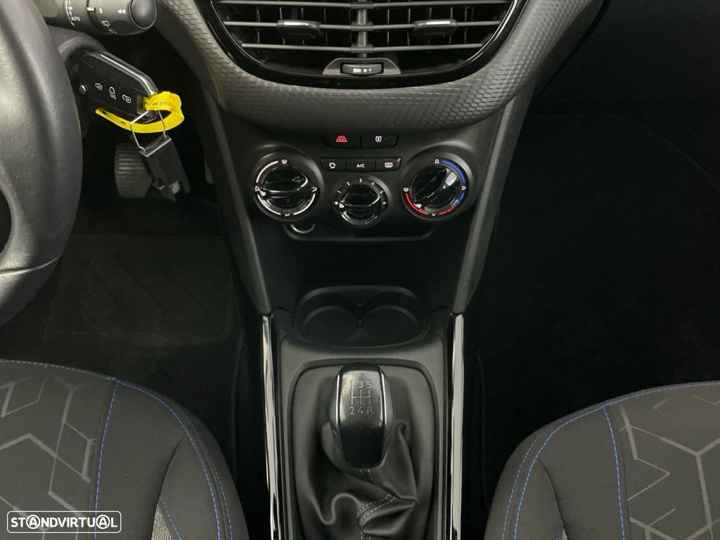 Peugeot 2008 1.5 BlueHDi Signature - 16