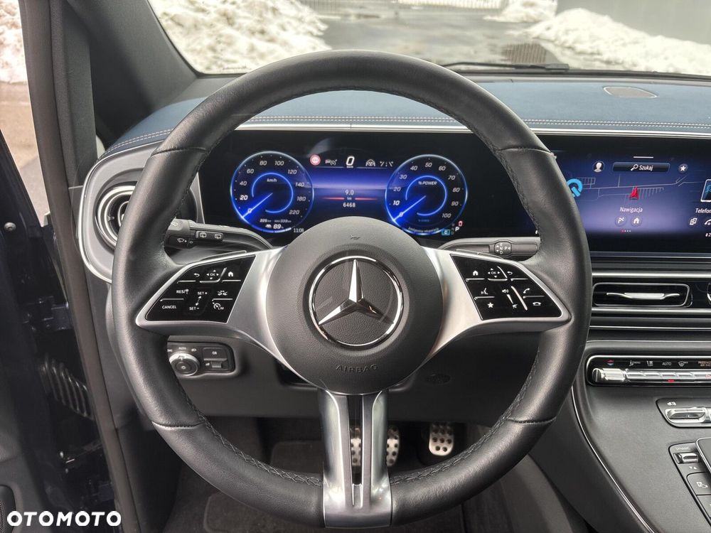 Mercedes-Benz EQV - 12