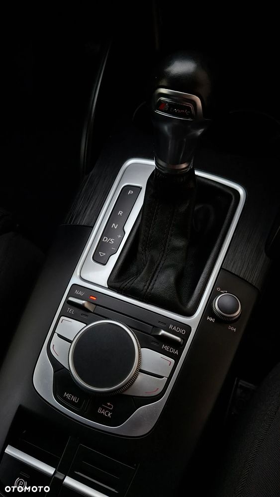 Audi A3 Sportback 2.0 TDI S tronic - 36