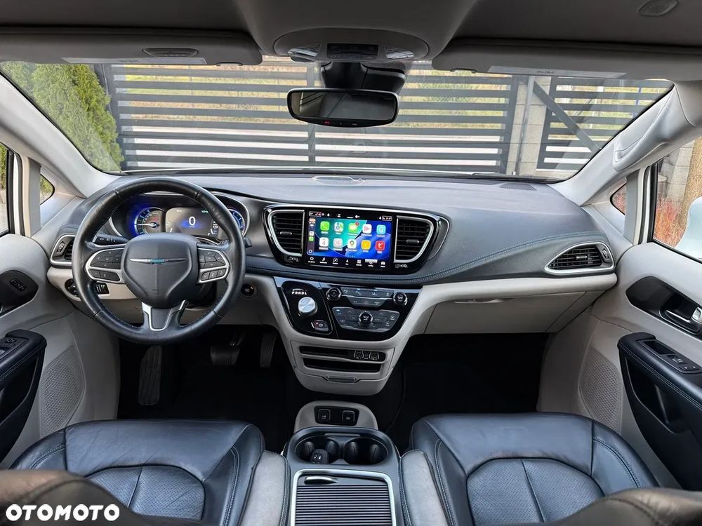 Chrysler Pacifica - 18