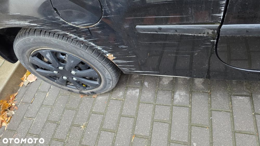 Toyota Yaris 1.4 D-4D Executive - 4