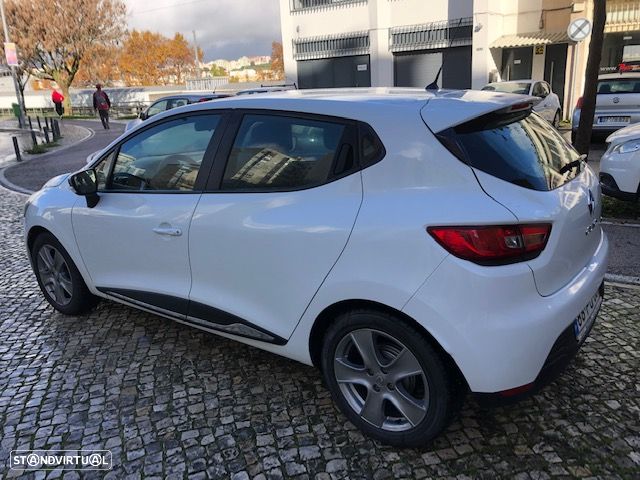 Renault Clio 0.9 TCe Limited - 11