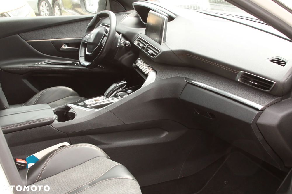 Peugeot 3008 BlueHDi 120 Stop & Start EAT6 Allure - 16