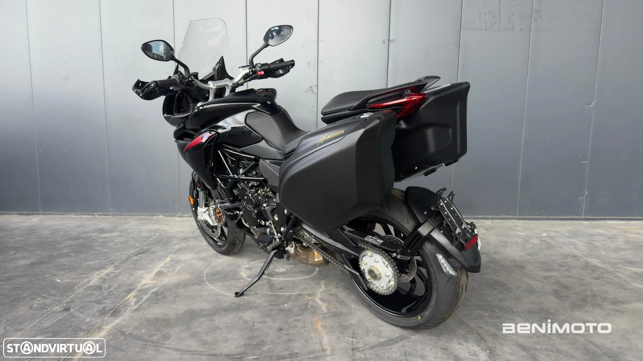 MV Agusta Turismo Veloce R - 6