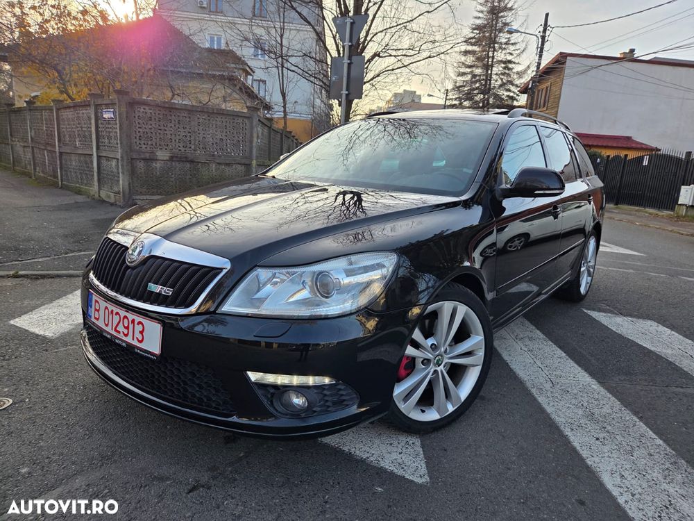 Skoda Octavia Combi 2.0 TDI DPF RS - 1