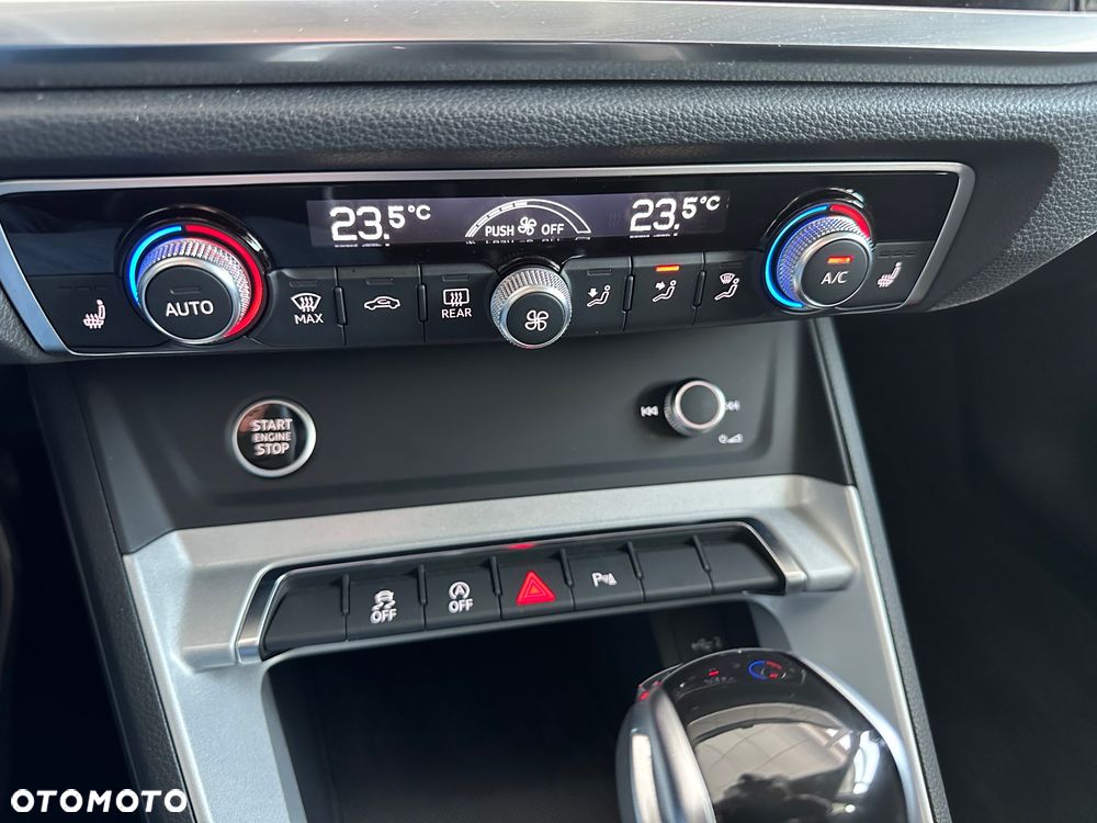 Audi Q3 35 TDI S tronic - 30