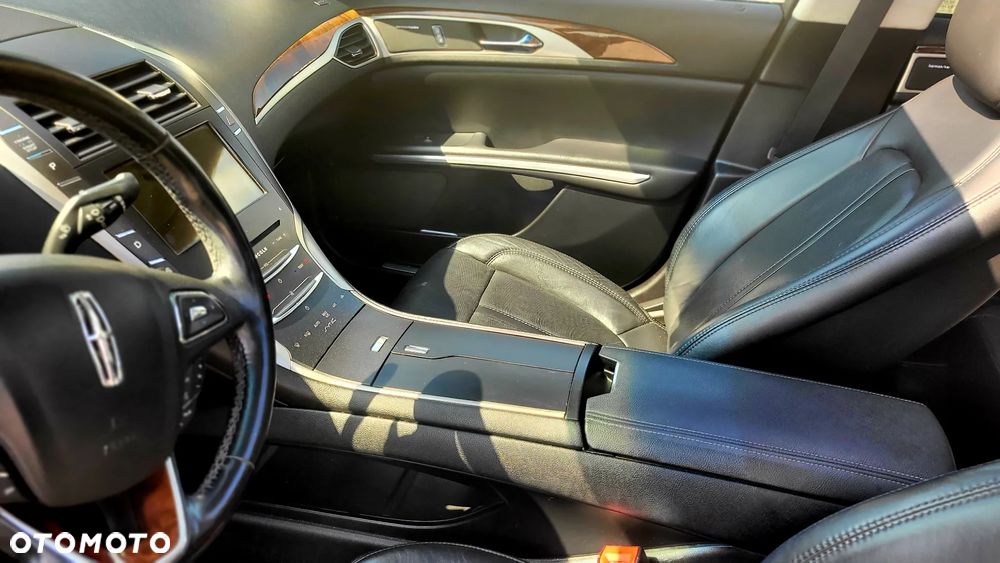Lincoln MKZ - 15