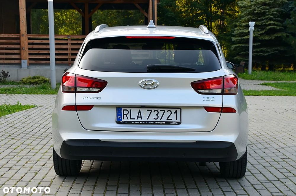 Hyundai i30 1.4 T-GDI Family+ - 6