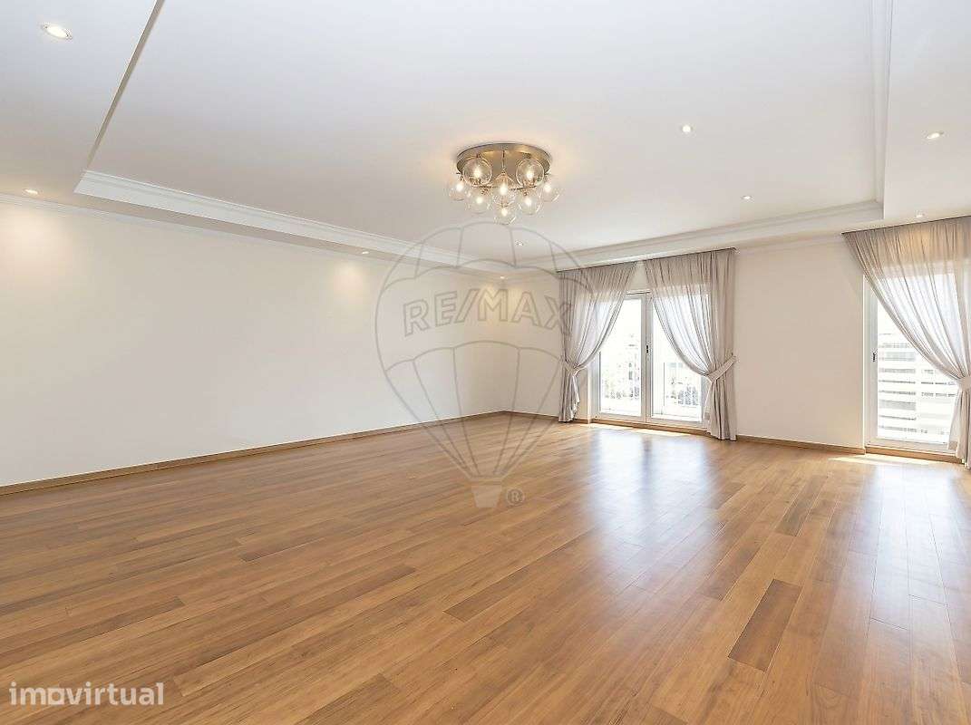 Apartamento T3 para arrendamento - Grande imagem: 2/26