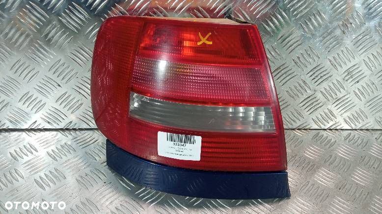 LAMPA LEWA TYLNA AUDI A4 B5 - 1