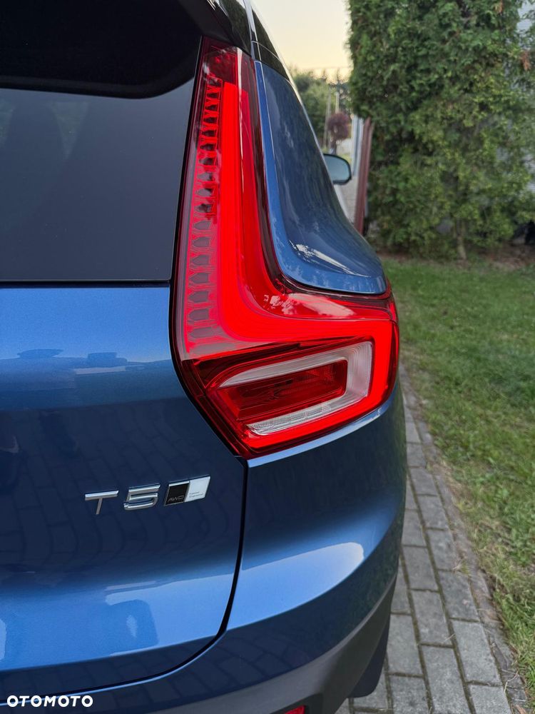 Volvo XC 40 T5 AWD R-Design - 35