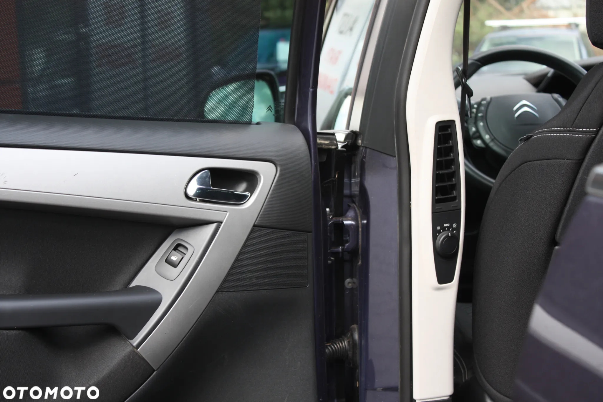 Citroën C4 Grand Picasso 1.6 THP Exclusive - 27