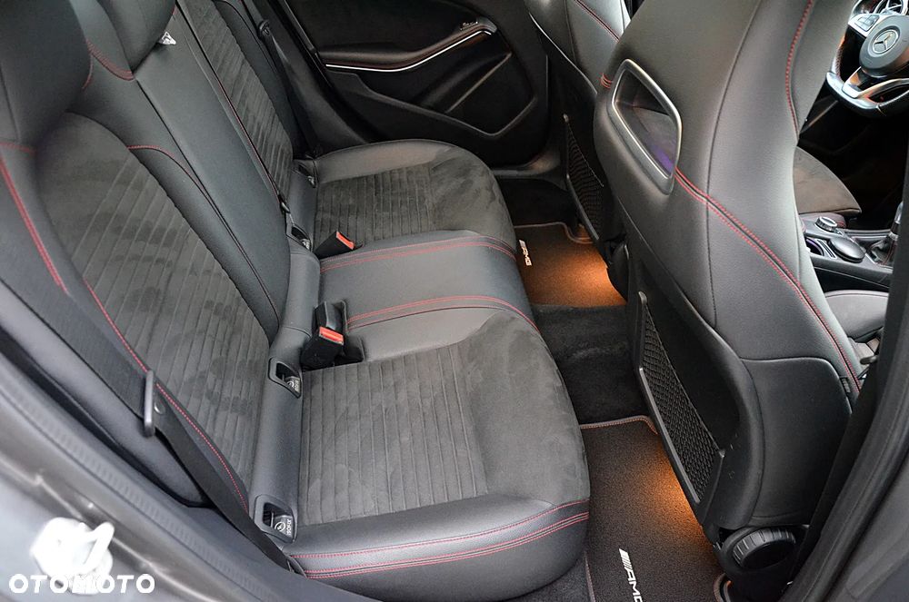 Mercedes-Benz GLA 180 (CDI) d AMG Line - 28
