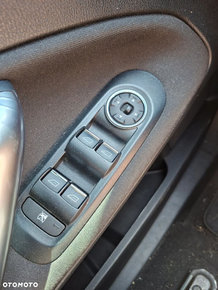 Ford Mondeo 2.0 Titanium - 27