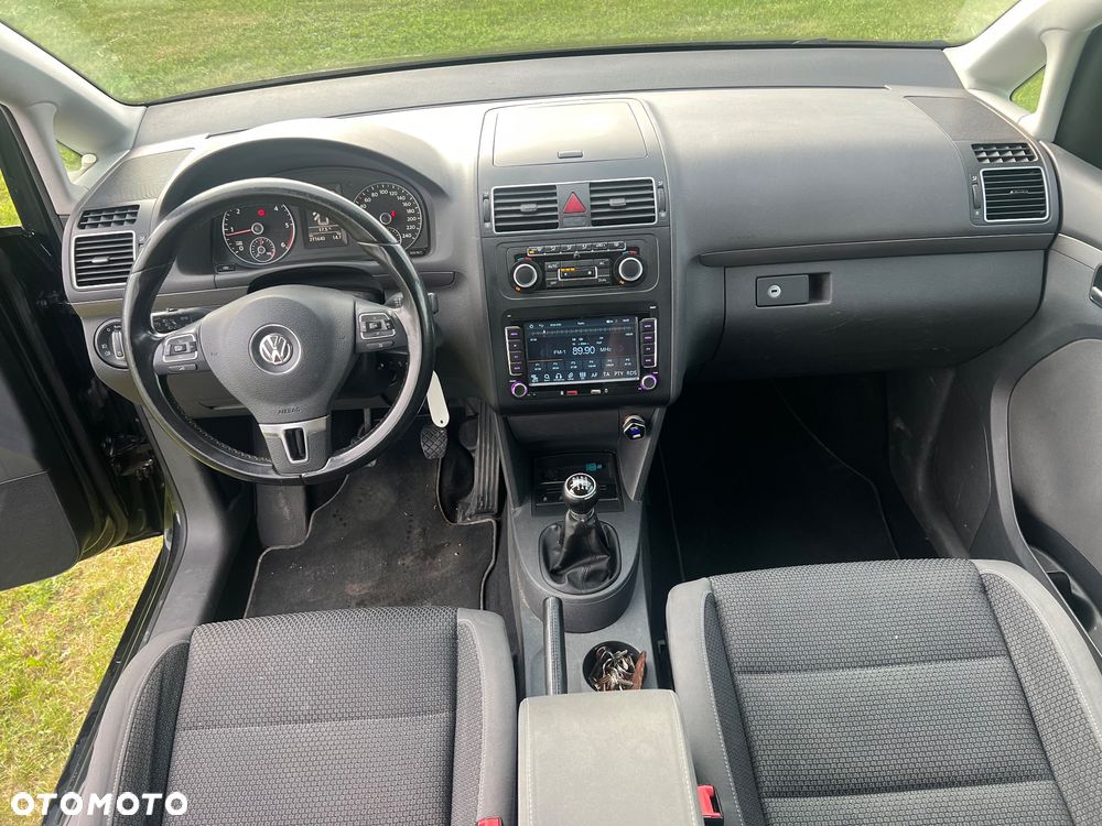 Volkswagen Touran 1.6 TDI DPF BlueMot Comfortline - 10